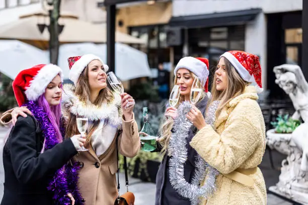 Best Christmas outfit ideas for women in 2022-2023