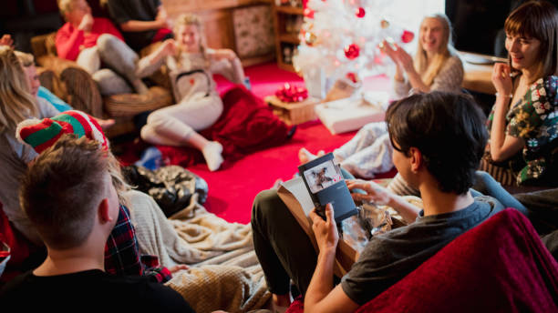 08 Best Christmas Games for Adults (Enjoy The life)